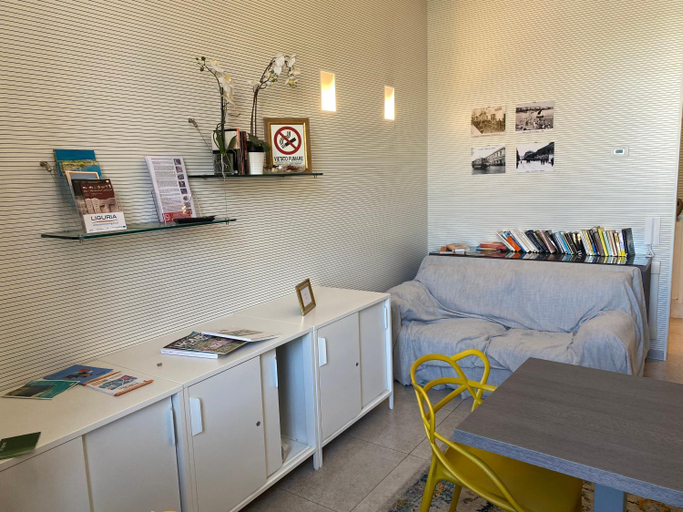 Others 3, 54 ROSSELLI ROOMS, La Spezia