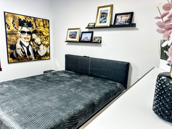 Bedroom 3, Lugana Village Resort & Sporting Club, Verona