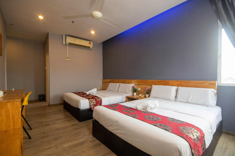 Bedroom 3, Hotel Suria 18, Kinta