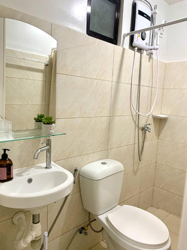 Bathroom 3, Panglao-Island Condo Unit Rental, Dauis