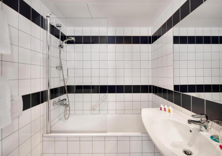 Bathroom, Quality Hotel Sarpsborg, Sarpsborg