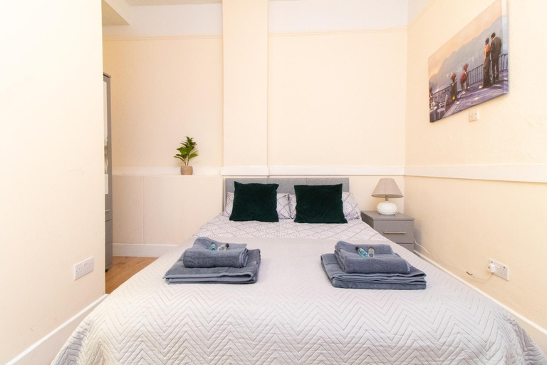 Bedroom 3, Thornbury Guest House Room 3, Southampton