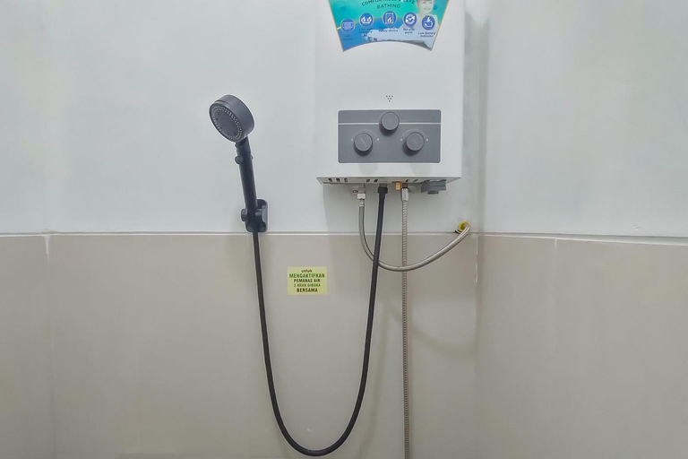 Bathroom 2, Oemah 85 Syariah, Banyumas