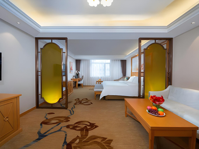 Bedroom 2, Vienna Hotel Jilin Dunhua High-Speed Railway Station, Yanbian Korean