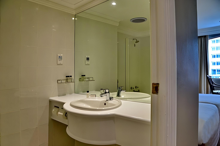 Bathroom 4, The Capetonian - Halal, City of Cape Town
