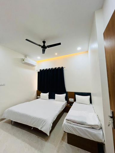 Bedroom 4, Hotel Vinayak, Ujjain