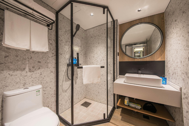 Bathroom 4, NIHAO Hotel Changsha East Bus Station, Changsha
