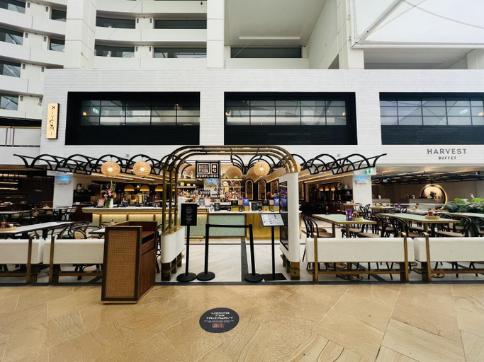 Food & Drinks 5, La Jolla Holiday Broadbeach, Gold Coast