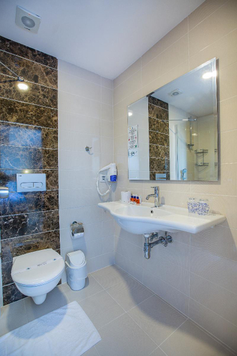 Bathroom 5, Numa Konaktepe Hotel - All Inclusive, Alanya