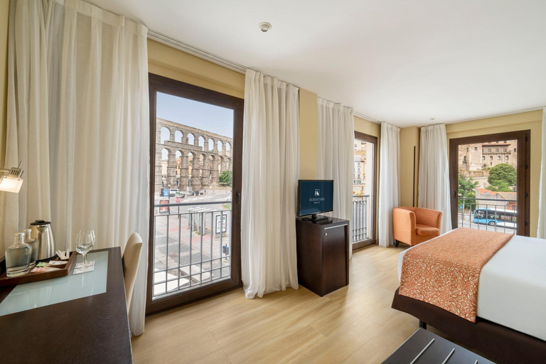 Bedroom 4, Eurostars Plaza Acueducto, Segovia