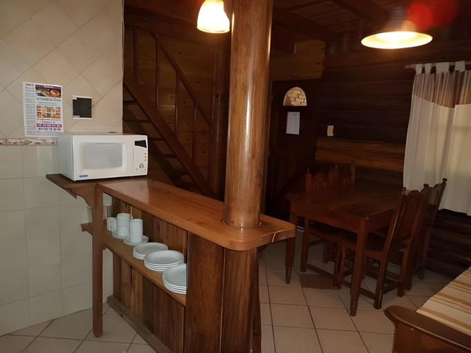 Food & Drinks 4, Los Platanos cabanas & suites, Moreno