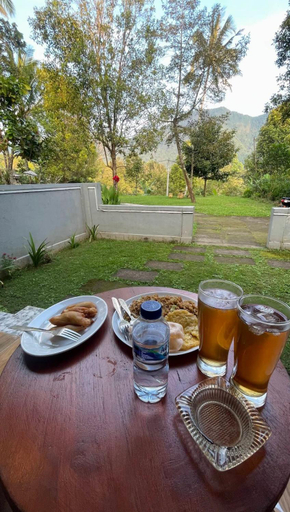 Food & Drinks 5, Jepun Homestay Lemukih, Buleleng