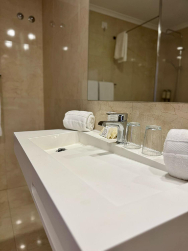 Bathroom 5, ANC Resort, Lagoa