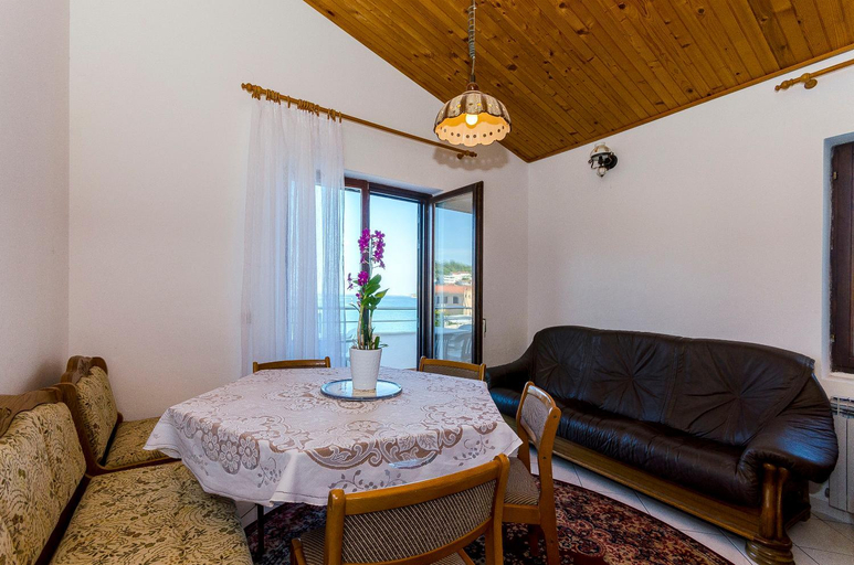 Others 3, Apartments Rozalija, Rogoznica