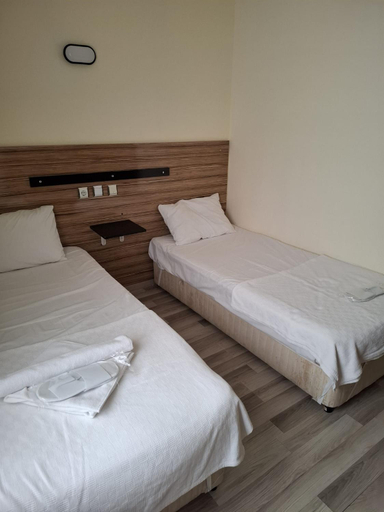 Bedroom 3, Lion Hotel, Didim