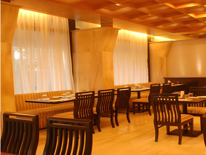 Food & Drinks 4, Hotel Lerida, Thane