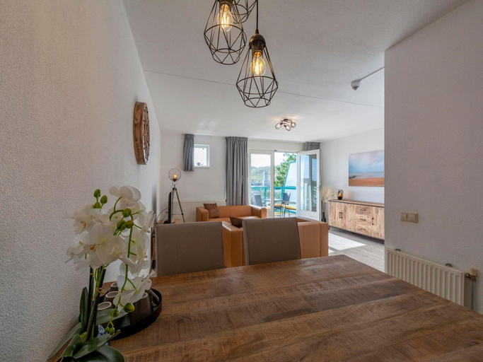 Others 3, Apartment by Dutch Beach Pet-Friendly, Den Helder