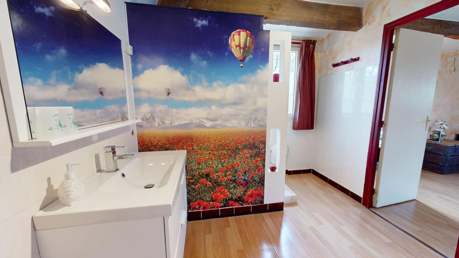 Bathroom 3, le clos des dryades f, Lot