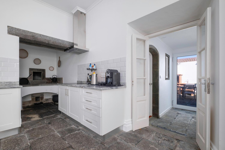 Others 3, Casa Formosa - HOST & CHILL, Ribeira Grande
