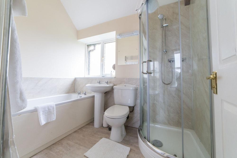 Bathroom 4, The Riding Farm, Gateshead