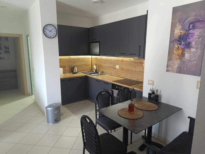 Others 2, Beach apartments Liljana - Durres, Durrësit