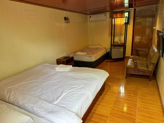 Bedroom 3, Suree Garden Resort & Karaoke, Kamphaeng Saen