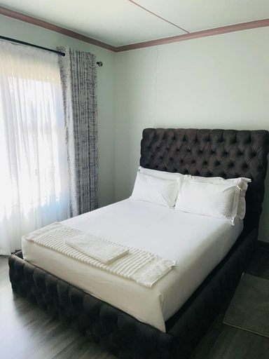 Bedroom, Shoeshoe Villa