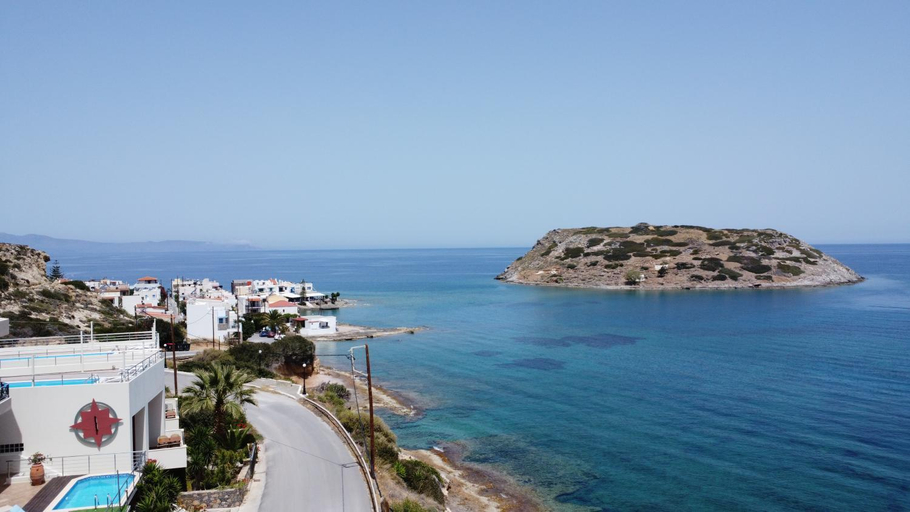 Others 3, Anemos-Halcyon-Eirene, Crete
