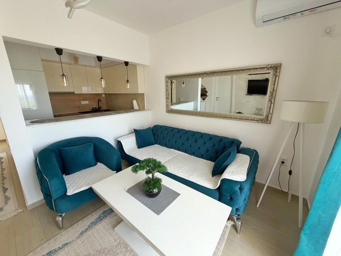 Others 4, Apartmani Avanti Becici