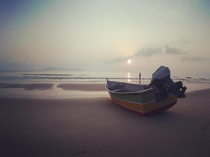 Others 2, Sunrise Chalet, Marang