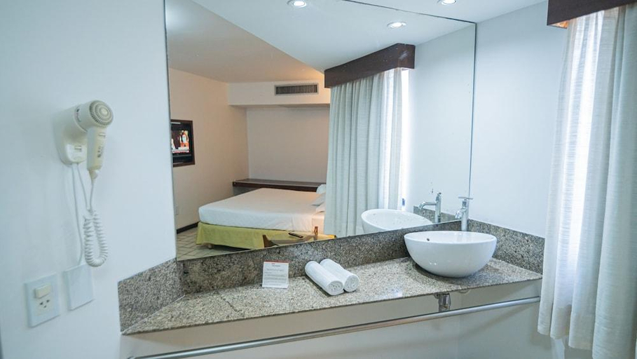 Bathroom 4, San Marino Suite Hotel, Maceió (capital)