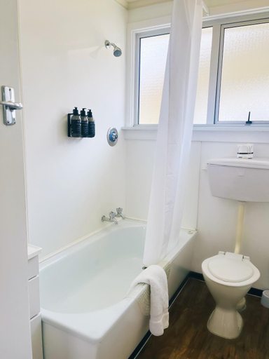 Bathroom, Kurow Motel, Waitaki