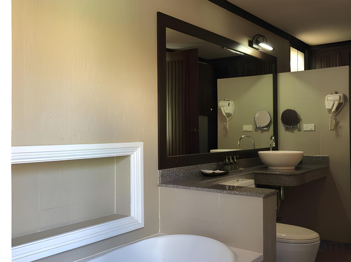 Bathroom 5, Kanok Buri Resort, Ko Samui