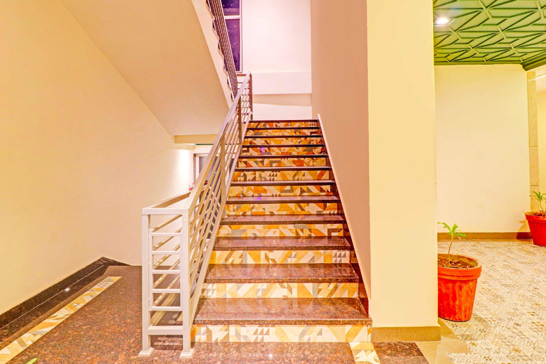 2, Townhouse Oak Patel Nagar Dehradun Railway Junction, Dehradun