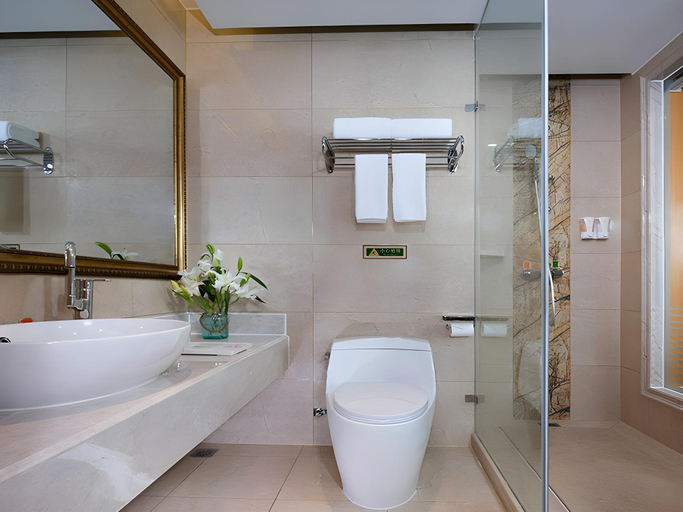 Bathroom, Vienna Hotel Inner Mongolia Chifeng Chixi Road, Chifeng