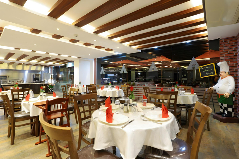 Food & Drinks 2, The Avenue Calangute , North Goa
