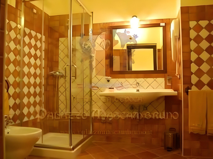 Bathroom 3, Palazzo Mascambruno B&B, Cosenza