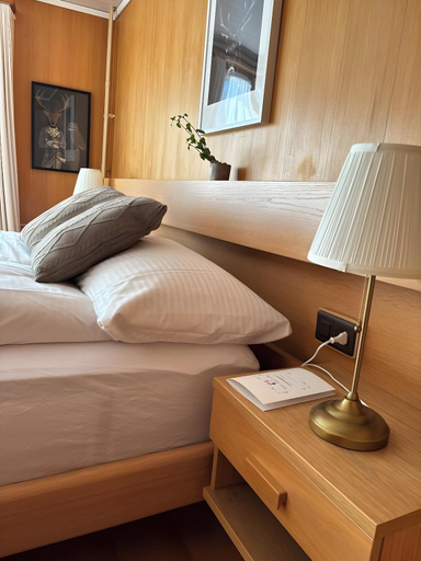 Bedroom 2, Boutique Hotel Alpina, Interlaken