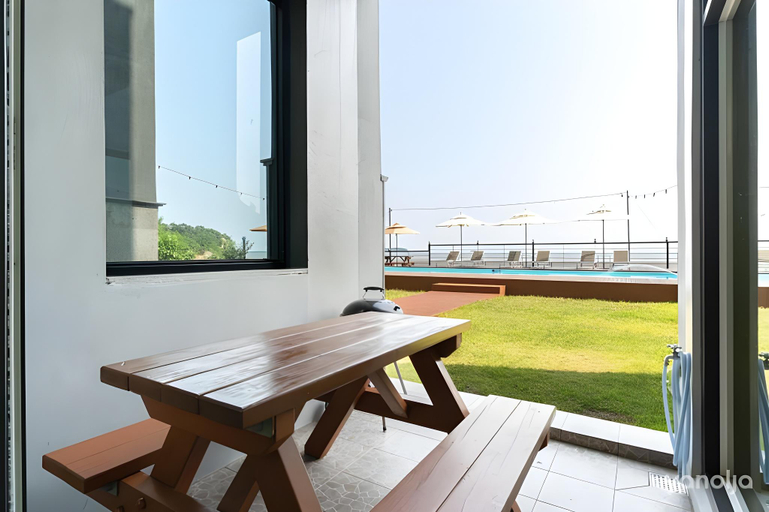 Others 5, Daebudo Pension The Haven, Hwaseong