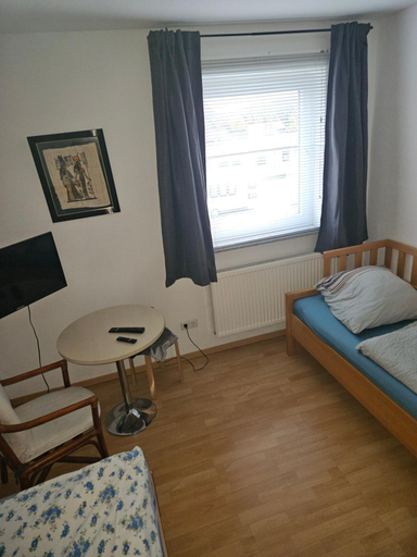 Bedroom 4, C & R Leuci Zimmervermietung, Region Hannover