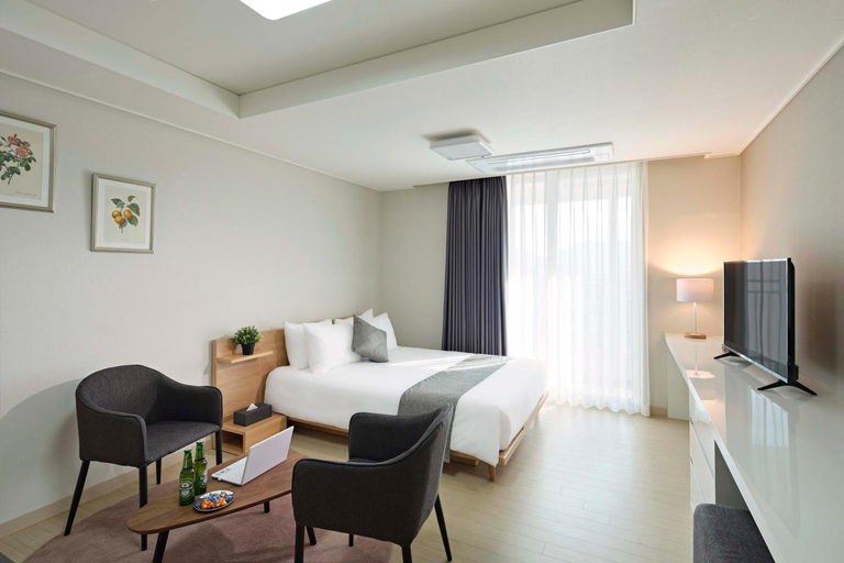 Bedroom 4, Leein Stay Hotel, Geoje