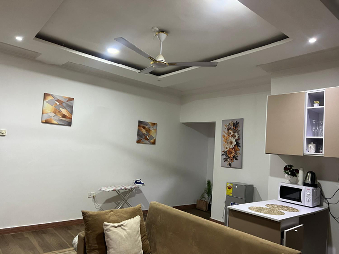 Others 4, Cozy Haven Suite, Accra