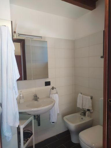 Bathroom 3, Il Giardino di Galatea, Catania