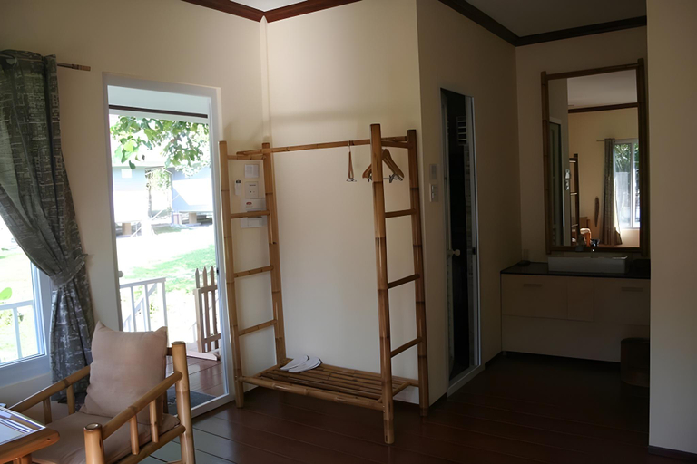Others 5, Bearlin Bungalow, Vangvieng