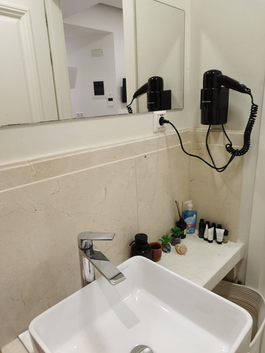 Bathroom 3, Candia Strada, Crete