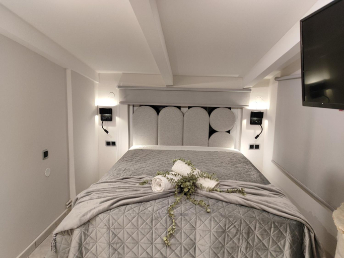 Bedroom 2, Vacations in Patra Studios, West Greece