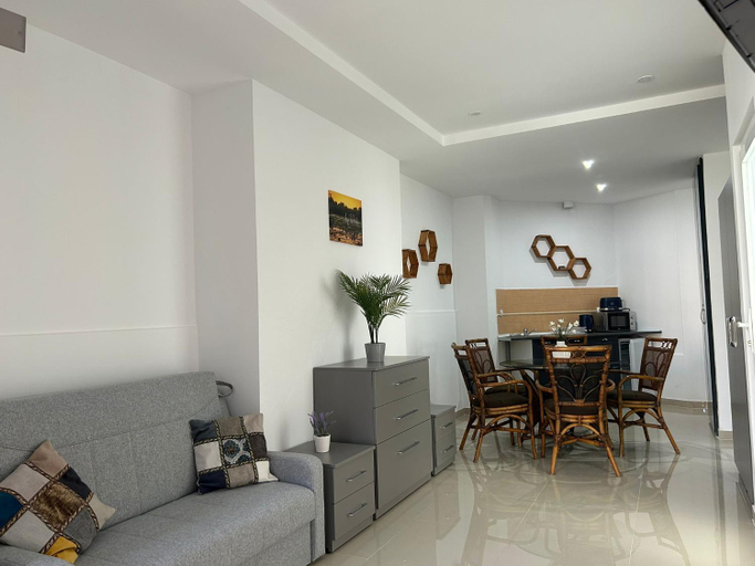 Others 5, Avenue Palm Eforie, Agigea