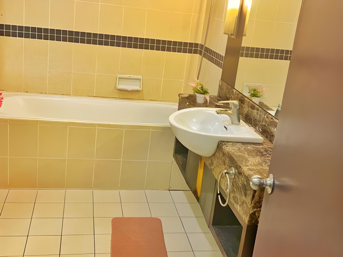 Bathroom 4, Lila Suites Seri Bukit Ceylon, Kuala Lumpur