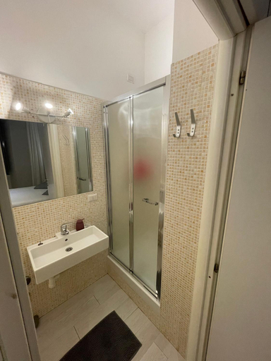 Bathroom 3, Moshi Moshi BB-NEW, Rome