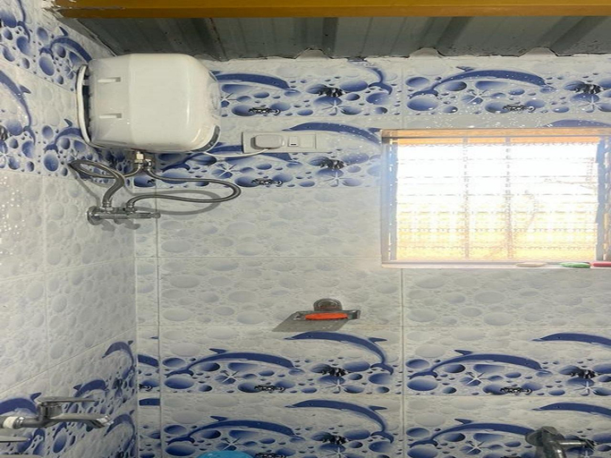 Bathroom 5, Manav Farm House, Raigarh